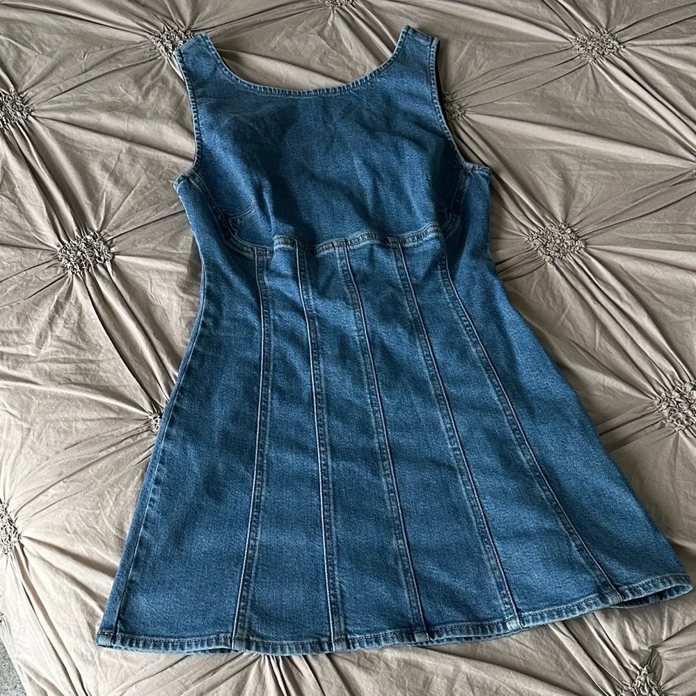 roolee denim dress Blueberry Pie Style-Color-Dim:MD1E209650_AA461_M enhancing silhouette color:ROSE Affordable Chiffon Black V-Neck